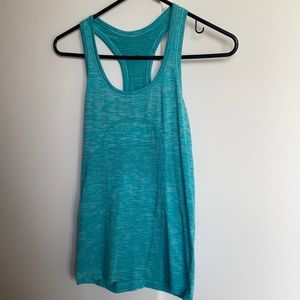 Size 4 swiftly tech tank
